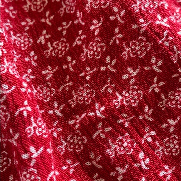 Brandy Melville short - red & white floral. - Picture 2 of 3